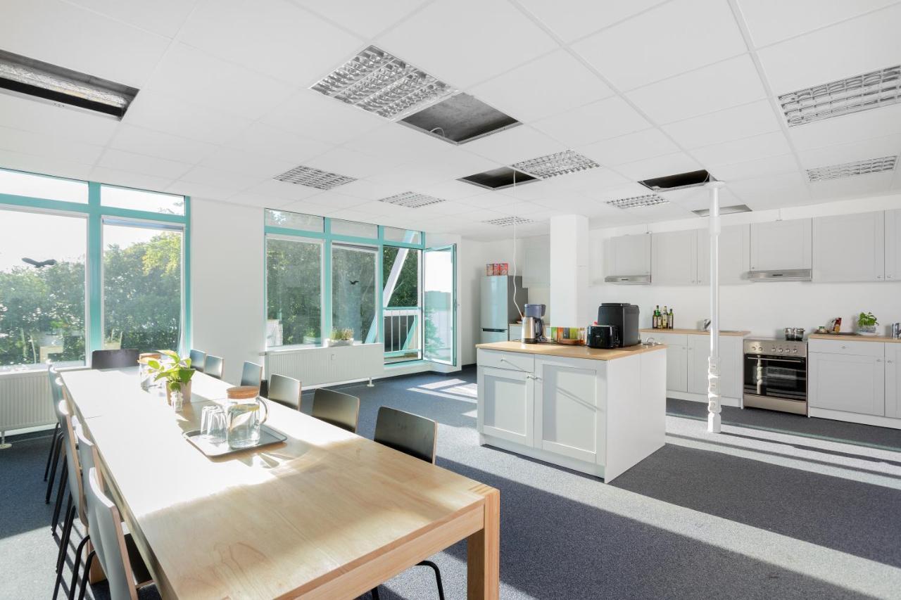 بيت شباب Project Bay - Workation / Coworking Lietzow المظهر الخارجي الصورة