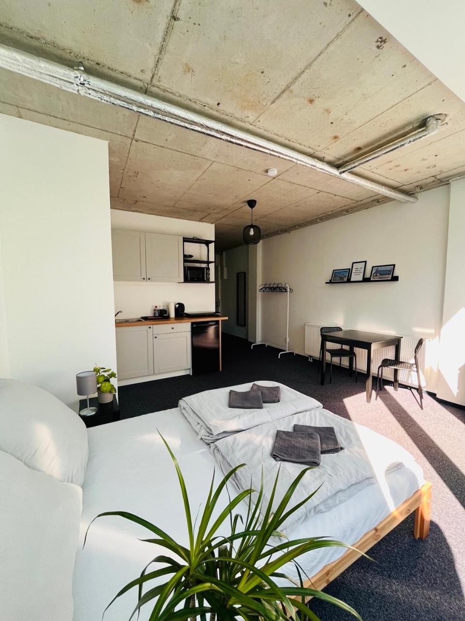 بيت شباب Project Bay - Workation / Coworking Lietzow المظهر الخارجي الصورة